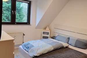 Helle 2-Zimmer-Dachgeschosswohnung mit Balkon in Mönchengladbach – Böningstr. 139, 41239 Hockstein, Mönchengladbach – Vorschaubild 4