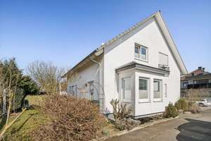 Modernes Einfamilienhaus für junge Familien – Die vollständige Adresse der Immobilie erhältst du vom Anbieter., 35440 Linden – Vorschaubild 6