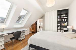 Dunckerstraße, Helmholtzkiez: Dachgeschoss-Wohnung mit zwei Terrassen, vier Zimmern, Kamin, Lift, AC – 10437 Prenzlauer Berg, Berlin – Vorschaubild 16