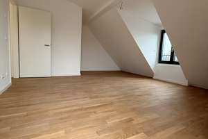 3 Zimmer Dachgeschosswohnung ab sofort zu vermieten – Ulfilasstraße 29 e, 81739 Waldperlach, München – Vorschaubild 13