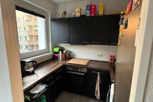 Süßes Mini-Apartment mit Balkon und Einbauküche - nur für EINE Person! – Weverstraße 52, 13595 Wilhelmstadt, Berlin – Vorschaubild 4