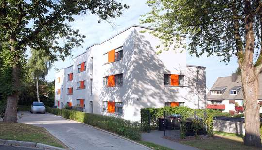 hwg Plus - Modernisierte Etagenwohnung in grüner Lage mit Balkon!