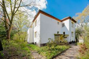 Historisches Zweifamilienhaus in traumhafter Pankower Lage – Die vollständige Adresse der Immobilie erhältst du vom Anbieter., 13156 Niederschönhausen, Berlin – Vorschaubild 2