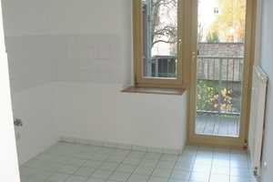 Geräumige FAMILIENWOHNUNG mit Balkon - 1. OG mit Lift – Casparistraße 1, 9126 Chemnitz – Vorschaubild 3