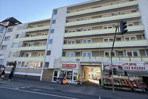 Nur noch Möbel rein!Renovierte 3-Zimmer suchen nette Mieter! – Körnerstr. 81/83, 58095 Hagen – Vorschaubild 1