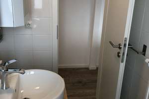 Moderne 2,5-Zimmerwohnung mit EBK in bester Lage – St.-Benedikt-Straße 4, 97072 Altstadt, Würzburg – Vorschaubild 9