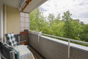 Komfortable 3-Zimmer-Wohnung mit Aufzug, Südbalkon und modernisiertem Interieur – Die vollständige Adresse der Immobilie erhältst du vom Anbieter., 12353 Buckow, Berlin – Vorschaubild 8