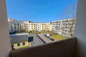 Großzügige 2-Zimmer-Wohnung mit Badewanne in Bremerhaven-Lehe – Potsdamer Straße 59, 27568 Lehe, Bremerhaven – Vorschaubild 6