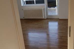 Helle 2-Zimmer-Wohnung mit Terrasse & Abstellraum in Südstadt – Die vollständige Adresse der Immobilie erhältst du vom Anbieter., 42119 Elberfeld, Wuppertal – Vorschaubild 4