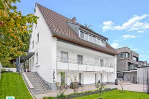 Traumhaftes Mehrgenerationenhaus in Diedorf – Jetzt entdecken! – Augsburg (Kreis) – Vorschaubild 1