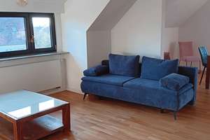 Gepflegte sonnige 2,5 Zimmer Wohnung mit weiter Aussicht - Bitte keine Makleranfragen  – Die vollständige Adresse der Immobilie erhältst du vom Anbieter., 70597 Sonnenberg, Stuttgart – Vorschaubild 2