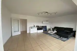 Modern mit EBK und Wintergarten – Südwestpfalz (Kreis) – Vorschaubild 1