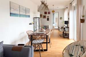 Lichtdurchflutete 2-Zimmer-Wohnung mit Balkon und Dachgarten – Weilburger Str. 25, 60326 Gallus, Frankfurt am Main – Vorschaubild 1