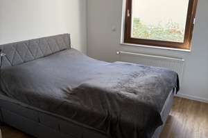 Mitten in Biebrich und doch ruhig gelegen! Chice, modernisierte 2 ZKB, Hoflage – Stettiner Str. 19, 65203 Biebrich, Wiesbaden – Vorschaubild 5