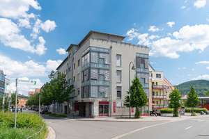 Großzügiges Penthouse mit 360° Dachterrasse, Weitblick und 65 m² Wohn-/Essbereich im Zentrum Jenas – Die vollständige Adresse der Immobilie erhältst du vom Anbieter., 7743 Jena-Zentrum, Jena – Vorschaubild 2