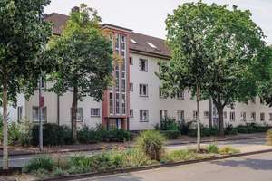 Charmante Wohnung in der Stadt // EG links