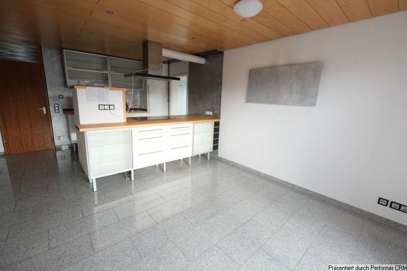 Immobilie in Remseck am Neckar - Aufwändig modernisiert, große Räume, viele Optionen - Bild 15