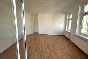 Bezugsfreie 2-Zimmer-Wohnung mit Balkon in Berlin Adlershof – Die vollständige Adresse der Immobilie erhältst du vom Anbieter., 12489 Adlershof, Berlin – Vorschaubild 8