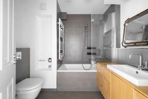 Property thumbnail 11