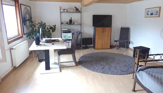 Bild von 5 Zimmer EFH mit sonnigem Garten und Garage