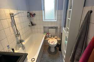 3 Zimmer Altbau mit Balkon ab sofort – Die vollständige Adresse der Immobilie erhältst du vom Anbieter., 12459 Oberschöneweide, Berlin – Vorschaubild 3