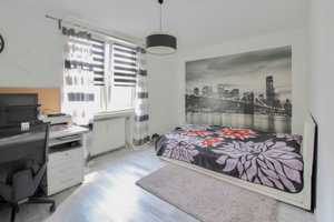 Stilvoll, großzügig und modern: 4-Zi.-ETW mit großem Balkon und TG-Stellplatz in Düsseldorf-Hassels – Düsseldorf – Vorschaubild 10