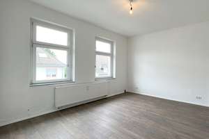 ++ Attraktive 2-Zimmer-Wohnung mit moderner Einbauküche in Remscheid ++ – Strucker Str. 8 2. OG li., 42853 Struck, Remscheid – Vorschaubild 3