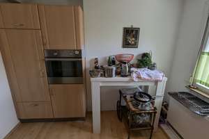 Zweifamilienhaus in guter Wohnlage in Uhingen mit viel Potential, Anbau und neuwertiger Doppelgarage – Die vollständige Adresse der Immobilie erhältst du vom Anbieter., 73066 Uhingen – Vorschaubild 4