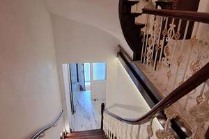 Property thumbnail 11