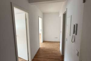 Zentral gelegen: Gemütliche und helle Dachgeschosswohnung – 40217 Friedrichstadt, Düsseldorf – Vorschaubild 11