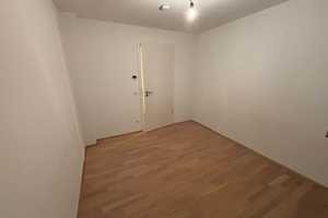 Ruhige, moderne 3-Zimmer-Wohnung mit Balkon und Fußbodenheizung – München – Vorschaubild 12