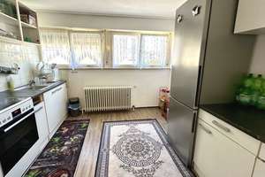 Attraktives Wohn- und Lagergebäude mit 3 Garagen im Zentrum von Stuttgart-Zuffenhausen! – Die vollständige Adresse der Immobilie erhältst du vom Anbieter., 70435 Zuffenhausen-Mitte, Stuttgart – Vorschaubild 8