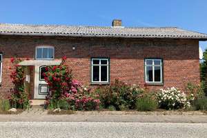 Freistehendes Einfamilienhaus, altes Bauernhaus und Baugrundstück im Herzen von Schlagbrügge – Schlagsdorfer Straße 10-14, 19217 Schlagsdorf – Vorschaubild 4