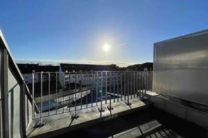 Neuwertige 3,5-Raum-Maisonette-Dachgeschosswohnung mit Balkon und EBK in Köln Kalk – 51105 Humboldt/Gremberg, Köln – Vorschaubild 4
