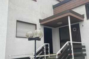 Wohnung 3 ZKB, Balkon + grossz. Kellerraum geeignet für Büro oder Sport mit Garage – Stadtverband Saarbrücken (Kreis) – Vorschaubild 1