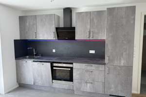 Erstbezug | Sonnige 3,5-Zimmer Wohnung | Einbauküche | Balkon | Einzelgarage | KFW55 | ER-Zentrum – Anton-Bruckner-Straße 8, 91052 Röthelheim, Erlangen – Vorschaubild 4