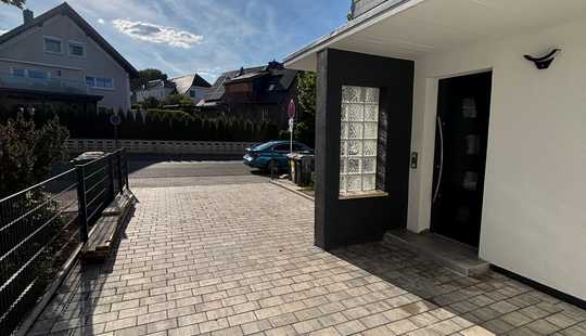 Bild von OHNE MAKLER -kernsanierte Doppelhaushälfte (7 Zi), Garten & moderner Ausstattung in DTZ-Hexenberg