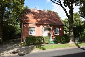 Vermietetes Einfamilienhaus in zentraler Lage! – Die vollständige Adresse der Immobilie erhältst du vom Anbieter., 26871 Papenburg – Vorschaubild 1
