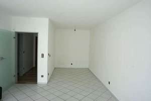 Praktische und gut gelegene ETW mit Balkon und Tiefgaragenstellplatz in Düsseldorf-Angermund – Die vollständige Adresse der Immobilie erhältst du vom Anbieter., 40489 Angermund, Düsseldorf – Vorschaubild 10