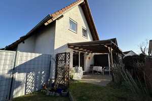 Reihenendhaus mit Garten, Terrasse und Stellplatz - Das perfekte Zuhause für die ganze Familie – Triftstraße 16/1, 76448 Rastatt (Kreis) – Vorschaubild 1