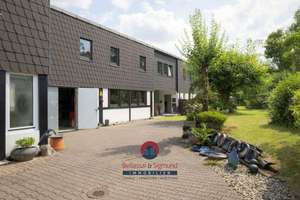 ALLES UNTER EINEM DACH! IDEAL FÜR SELBSTSTÄNDIGE & FREIBERUFLER -WOHNHAUS MIT HALLE & NUTZFLÄCHE – Die vollständige Adresse der Immobilie erhältst du vom Anbieter., 47809 Oppum, Krefeld – Vorschaubild 5