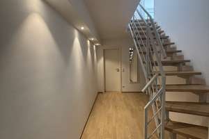 Lichtdurchflutetes Südeckhaus, bezugsfrei, Bj. 2018, A+, Wärmepumpe, – Die vollständige Adresse der Immobilie erhältst du vom Anbieter., 80999 Untermenzing, München – Vorschaubild 17