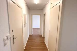 Zentrale 2 Zimmerwohnung mit Balkon! – Schönböckener Straße 68c, 23556 Sankt Lorenz Nord, Lübeck – Vorschaubild 3