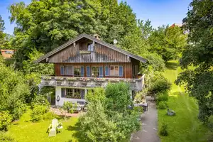 Großzügig, zentral, rustikal: Einmaliges Landhaus auf idyllischem Parkgrundstück – Bad Tölz-Wolfratshausen (Kreis) – Vorschaubild 26
