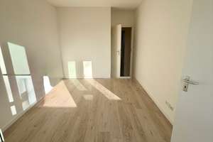 4-Zimmer-Wohnung mit 2 Bädern und Süd-Balkon mit Fernsehturmblick – Charlottenburger Str. 47, 13086 Weißensee, Berlin – Vorschaubild 11