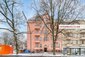 IMMOBERLIN.DE - Schöne Stuck-Altbauwohnung mit Balkon nahe Tempelhofer Hafen – Die vollständige Adresse der Immobilie erhältst du vom Anbieter., 12109 Mariendorf, Berlin – Vorschaubild 2