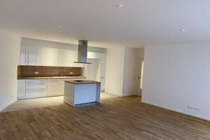Exklusive 125 m² in Bestlage Potsdam – Designküche, 2 Bäder, Balkon