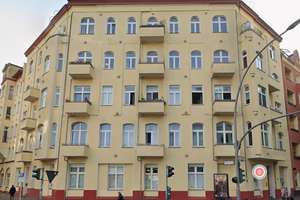 3Z Wohnung mit 2 Balkonen in Moabit