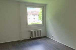 frisch für Sie saniert! helle Wohnung mit Balkon – Franz-Schubert-Straße 22, 47226 Duisburg – Vorschaubild 3