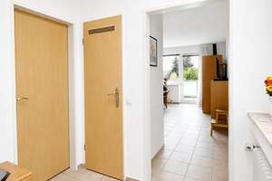 Möbliertes 1-Zimmer-Apartment mit Balkon in bevorzugter Wohnlage von Düsseldorf-Rath – Die vollständige Adresse der Immobilie erhältst du vom Anbieter., 40472 Rath, Düsseldorf – Vorschaubild 5